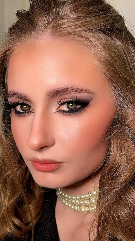 Classic smokey glam event makeup with bold eyes and elegant contour in Chicago